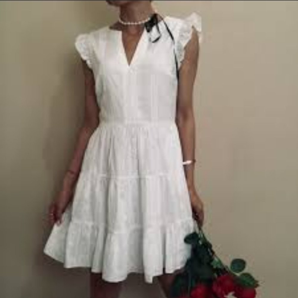 LAUNDRY By Shelli Segal Size 10 white dress